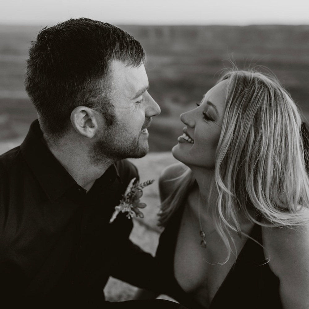 Meet your Posher, Hilary